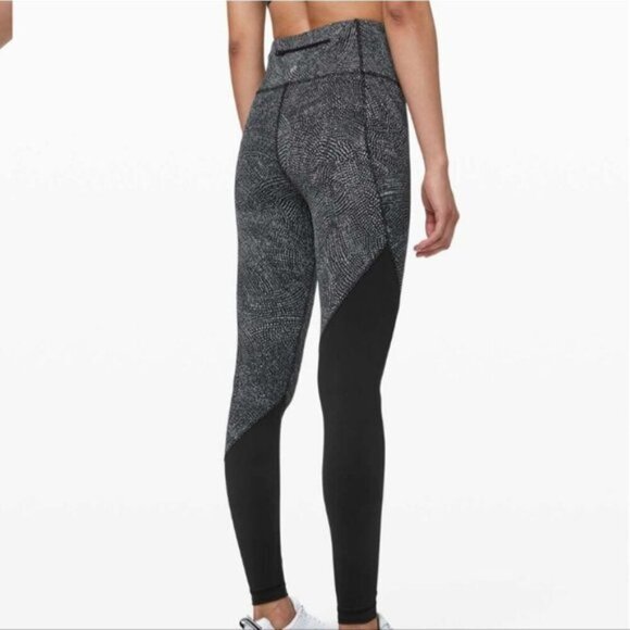 Lululemon Speed Wunder free spirit ice grey black tights Sz 8 - Picture 2 of 6